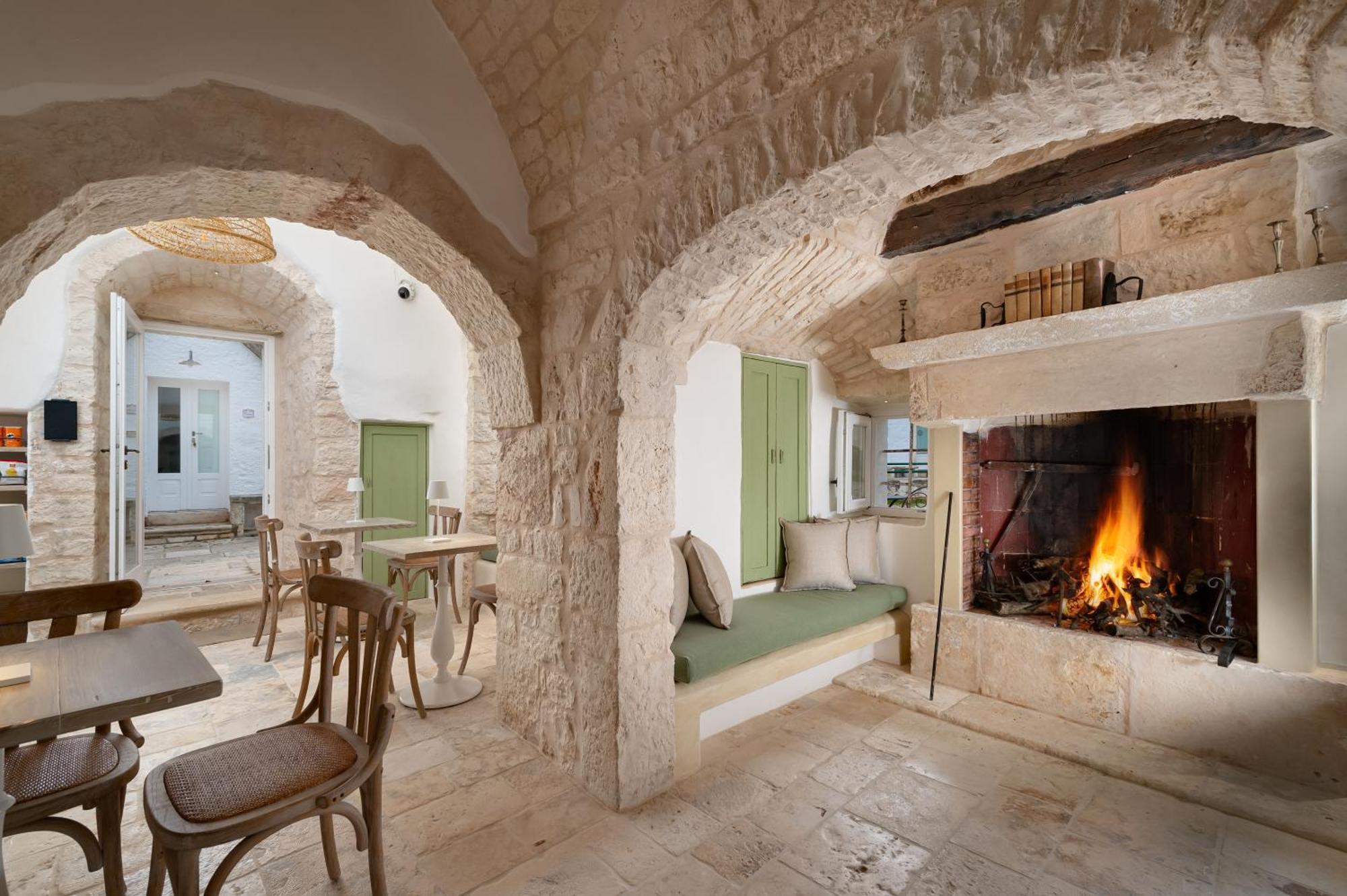 Agriturismo Masseria Aprile โลโกโรตอนโด ภายนอก รูปภาพ