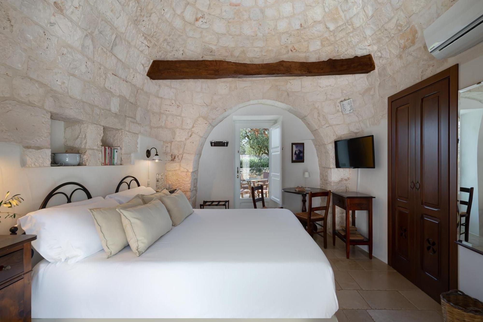 Agriturismo Masseria Aprile โลโกโรตอนโด ภายนอก รูปภาพ