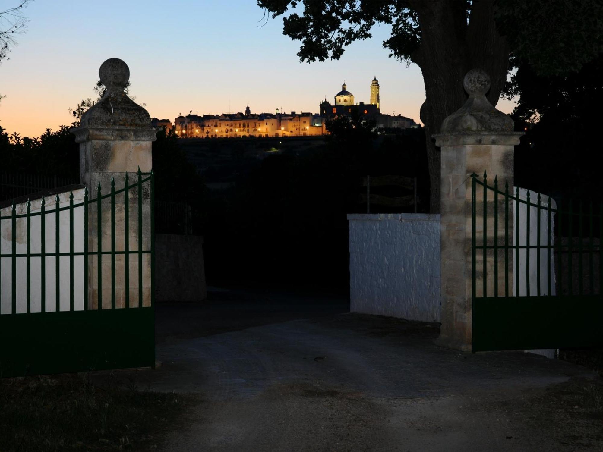 Agriturismo Masseria Aprile โลโกโรตอนโด ภายนอก รูปภาพ
