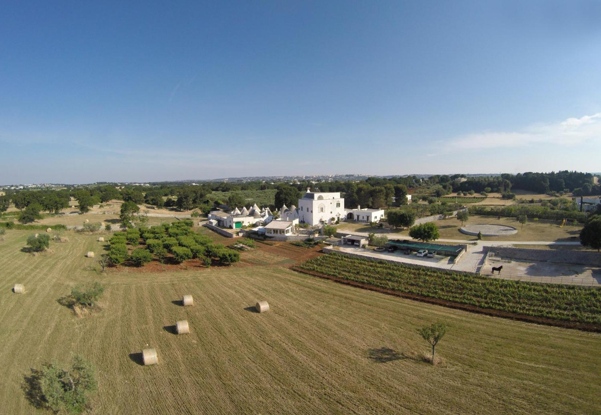 Agriturismo Masseria Aprile โลโกโรตอนโด ภายนอก รูปภาพ